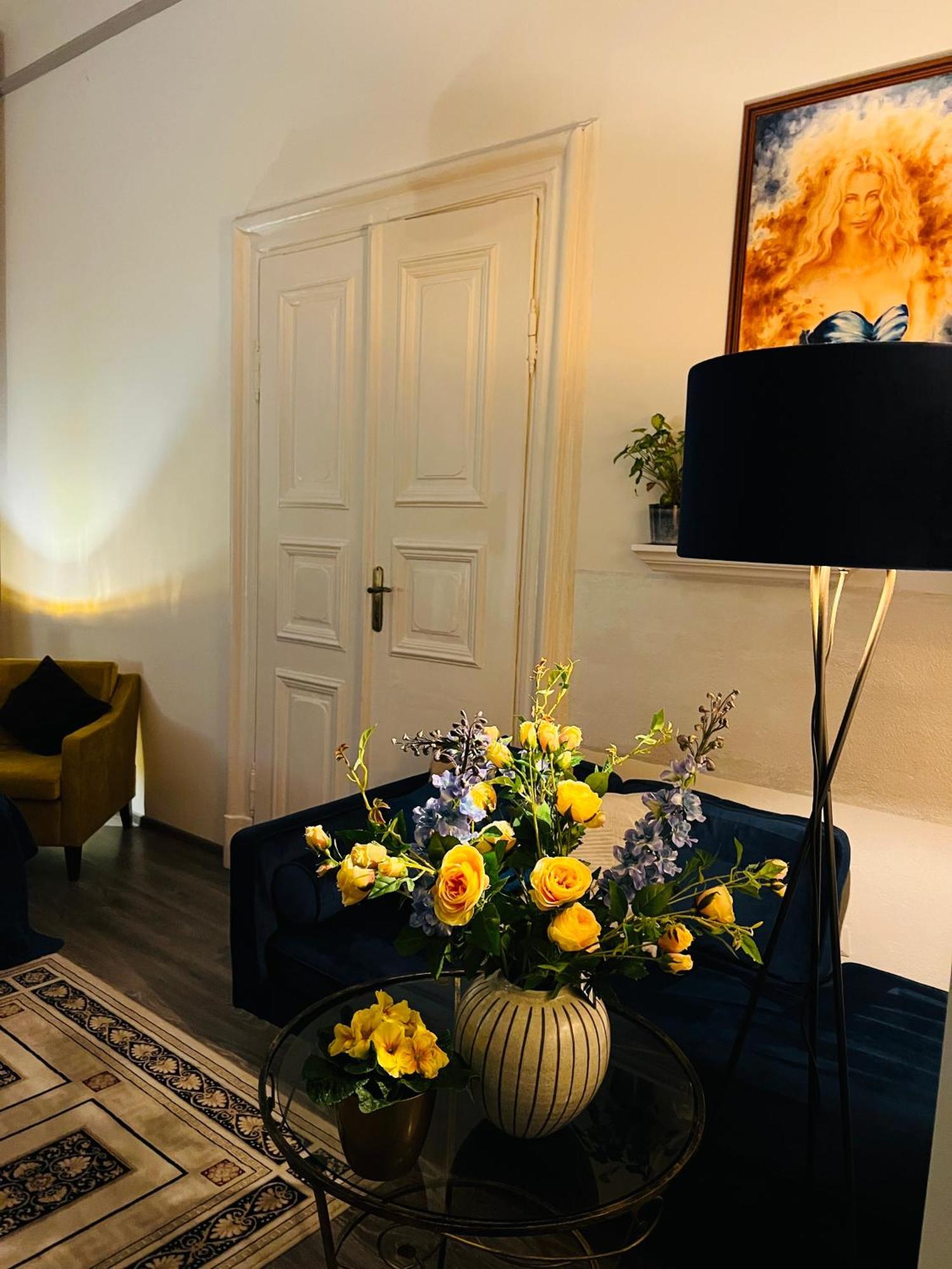 Csaky Palace Ba 3 Bratislava Eksteriør bilde